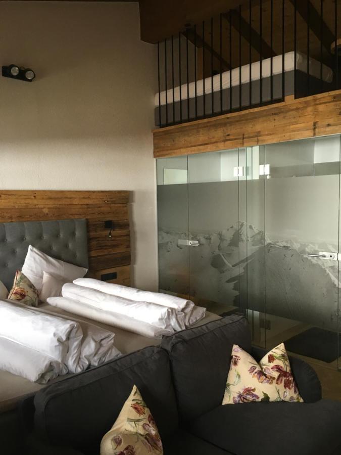 Dorf Alm Hotel โอเบอร์กัวร์เกิล ภายนอก รูปภาพ